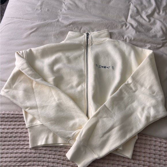 SET Active Tops - SET Active Cream Full-Zip Cropped Sweatshirt